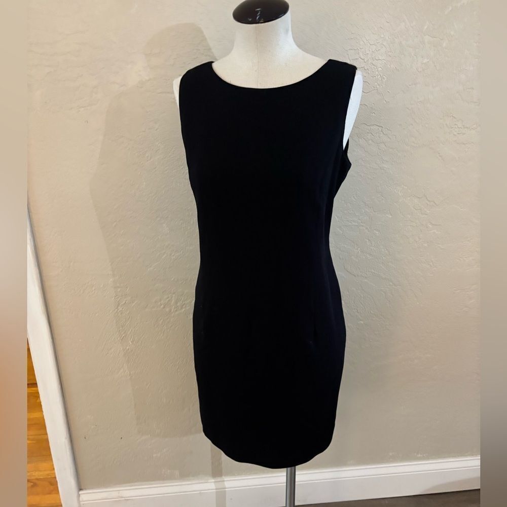 Garfield & Marks Black Sleeveless Dress Sz 8 petite